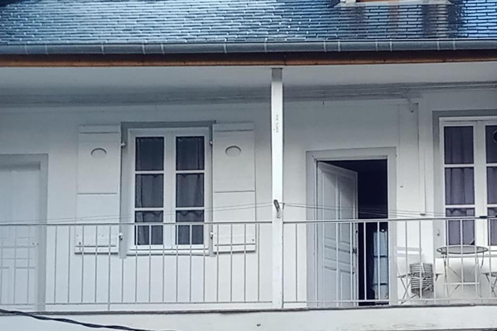 Appartement Centre Ville Avec Balcon -Terrasse Prive Tulle Zewnętrze zdjęcie
