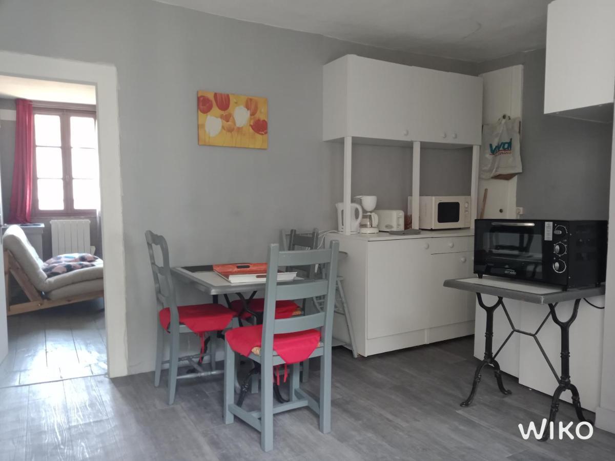Appartement Centre Ville Avec Balcon -Terrasse Prive Tulle Zewnętrze zdjęcie